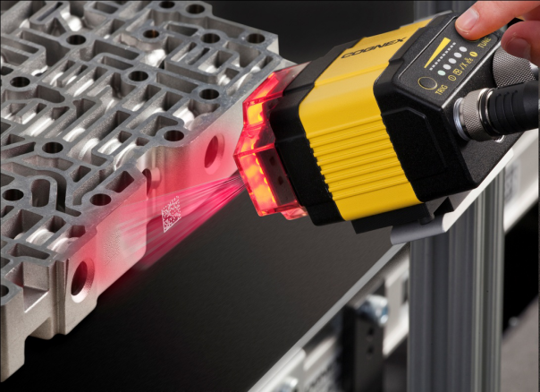 CCD工業相機在自動對位點膠機中的應用 CCD工業相機在自動對位點膠機中的應用